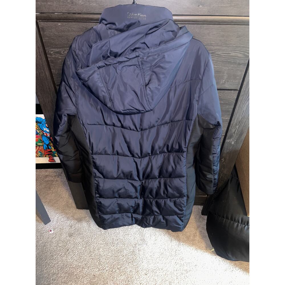 Calvin Klein Down Jacket - image 3